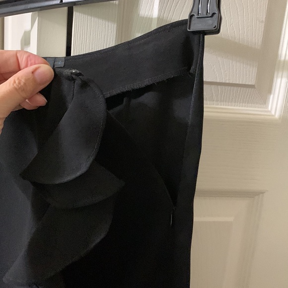 Black knit Cute ruffled wrap skirt w side zipper sz2 - Picture 6 of 6